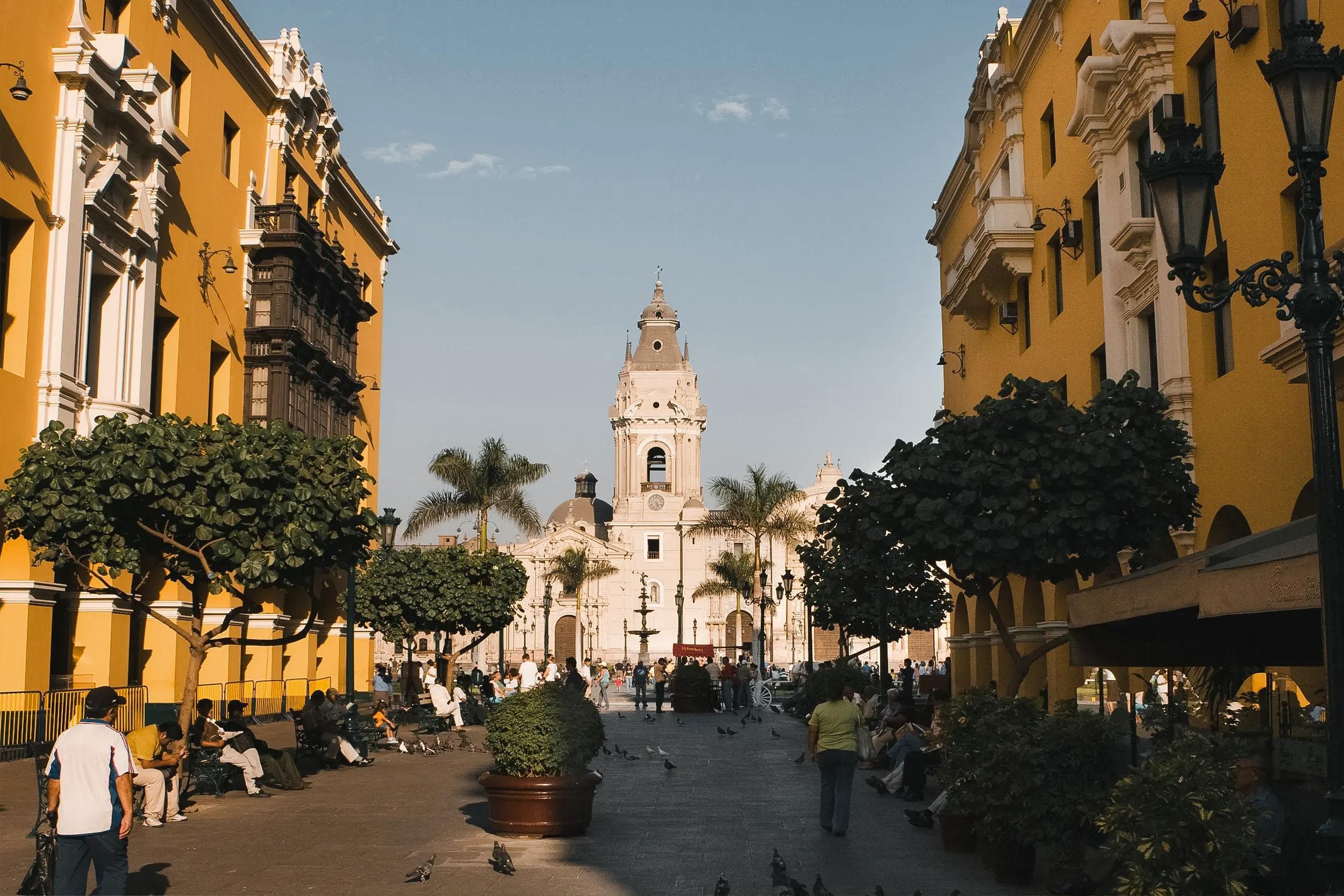 LIMA: CITY EXPERIENCE & LARCO MUSEUM
