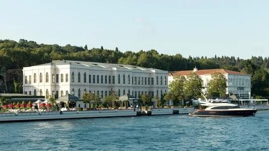 Four Seasons Hotel Istanbul at the Bosphorus