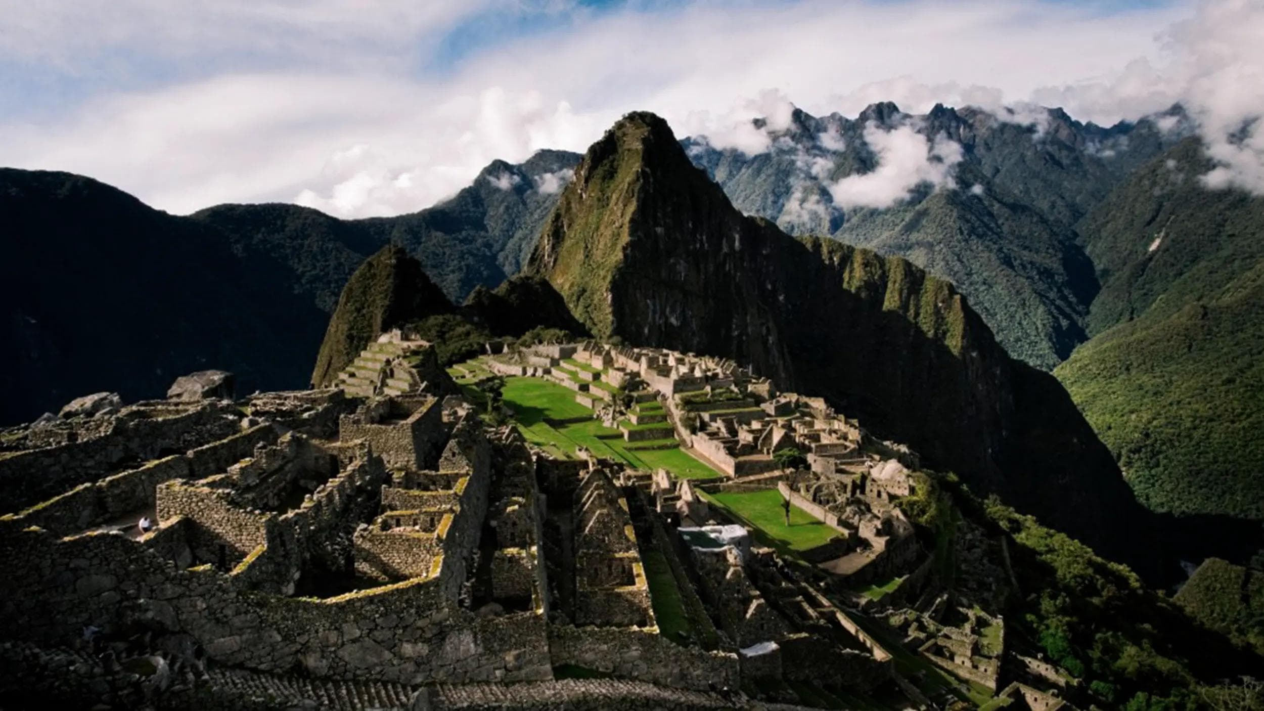 MACHU PICCHU: FURTHER EXPLORATION OR OPTIONAL HIKE
